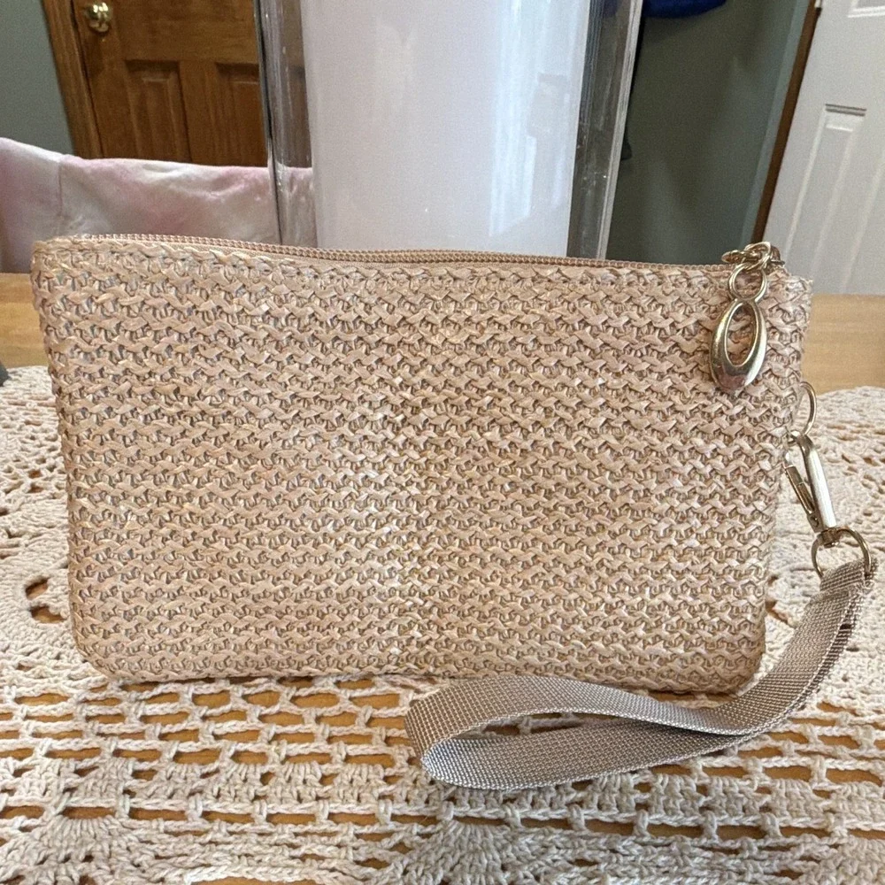 Woven Straw Wristlet Clutch Bag Tan Beige Raffia Summer Beach Zippered Pouch
